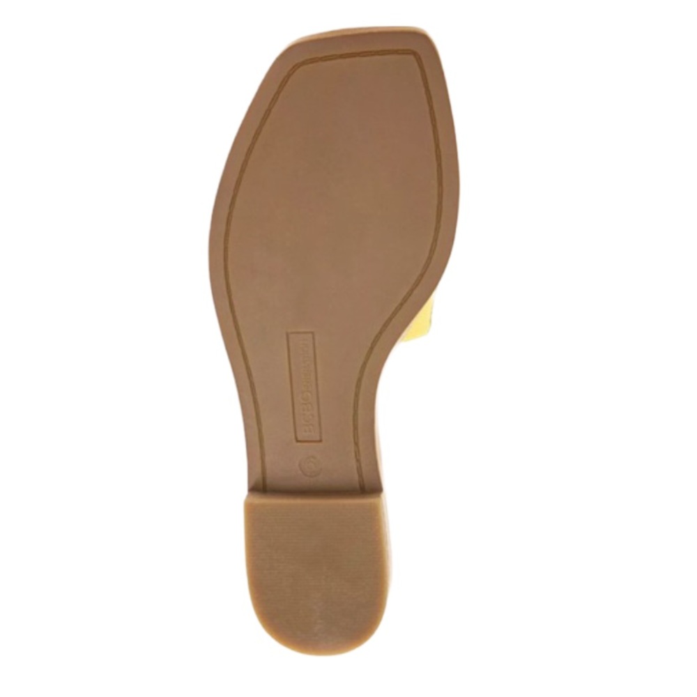BCB Generation Pale Yellow Laila Slide Sandal With Diamond Quilted Strap NWT - Picture 2 of 12